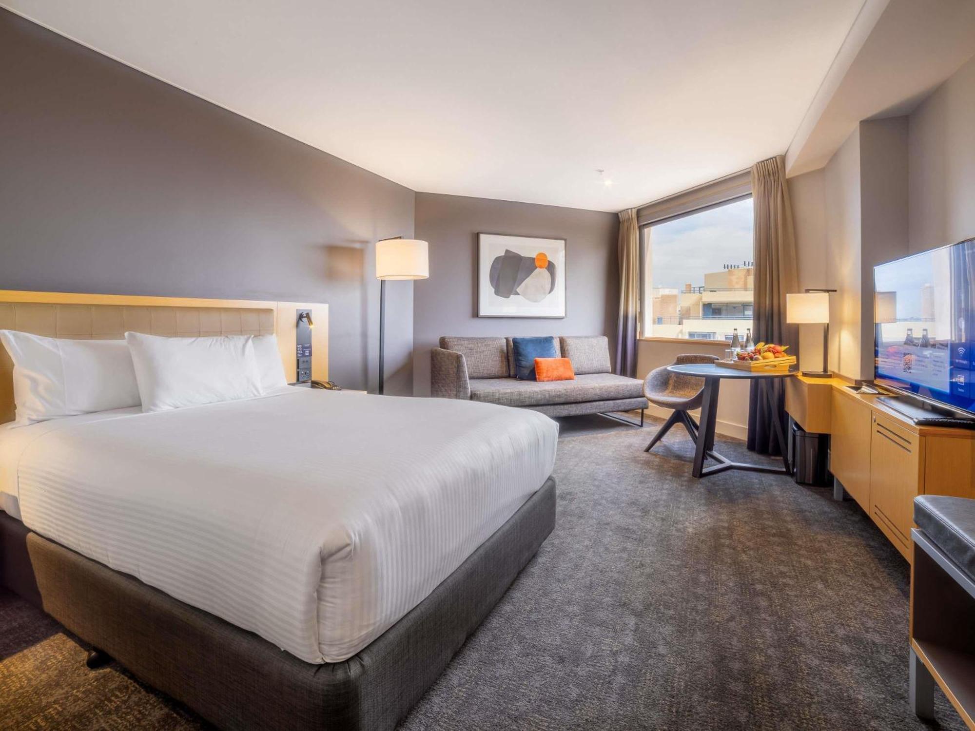 Superior Queen Bedroom,1771725882:JPEG